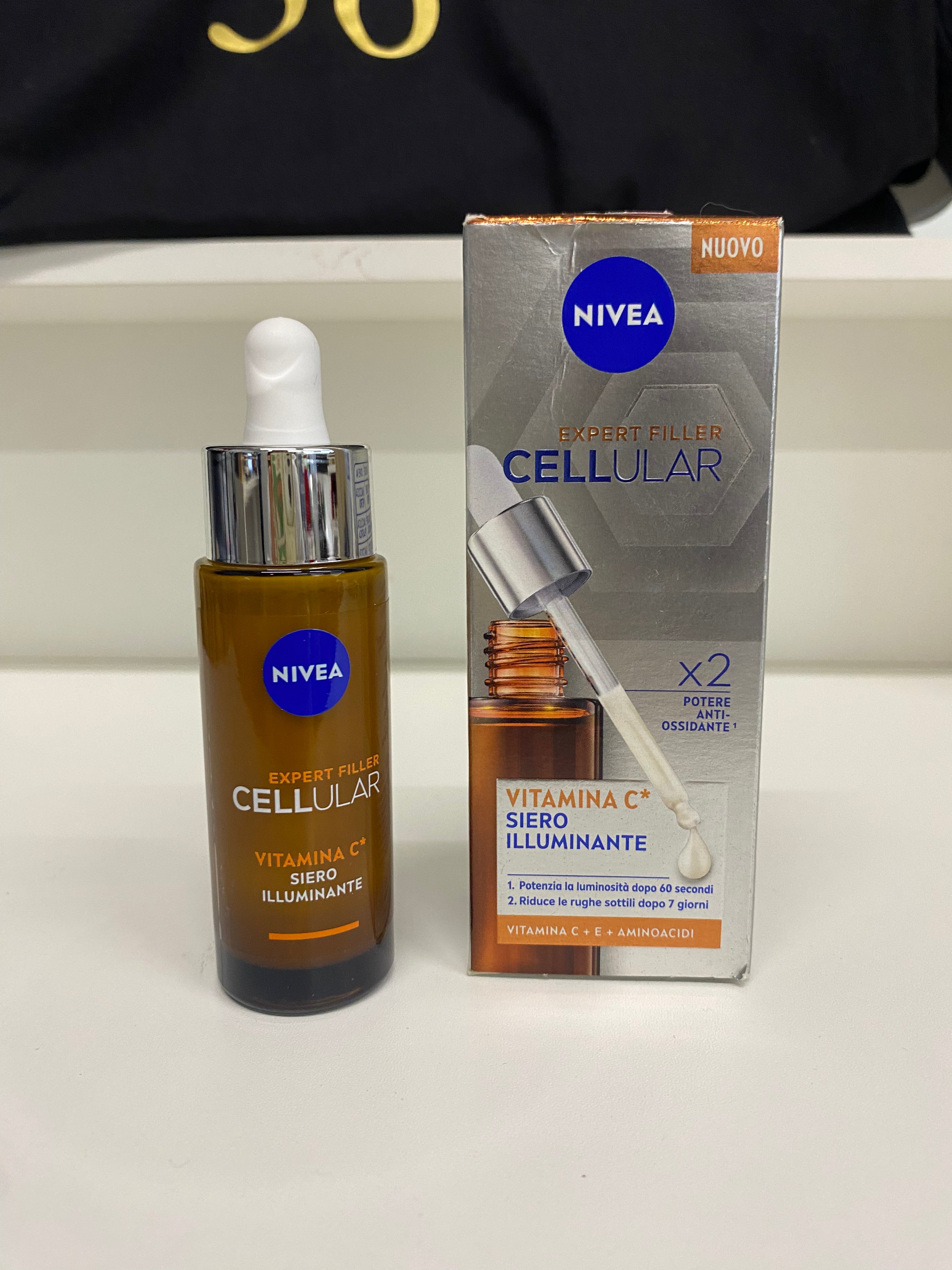 NIVEA VITAMINA C SIERO ILLUMINANTE X2 POTERE ANTI-OSSIDANTE