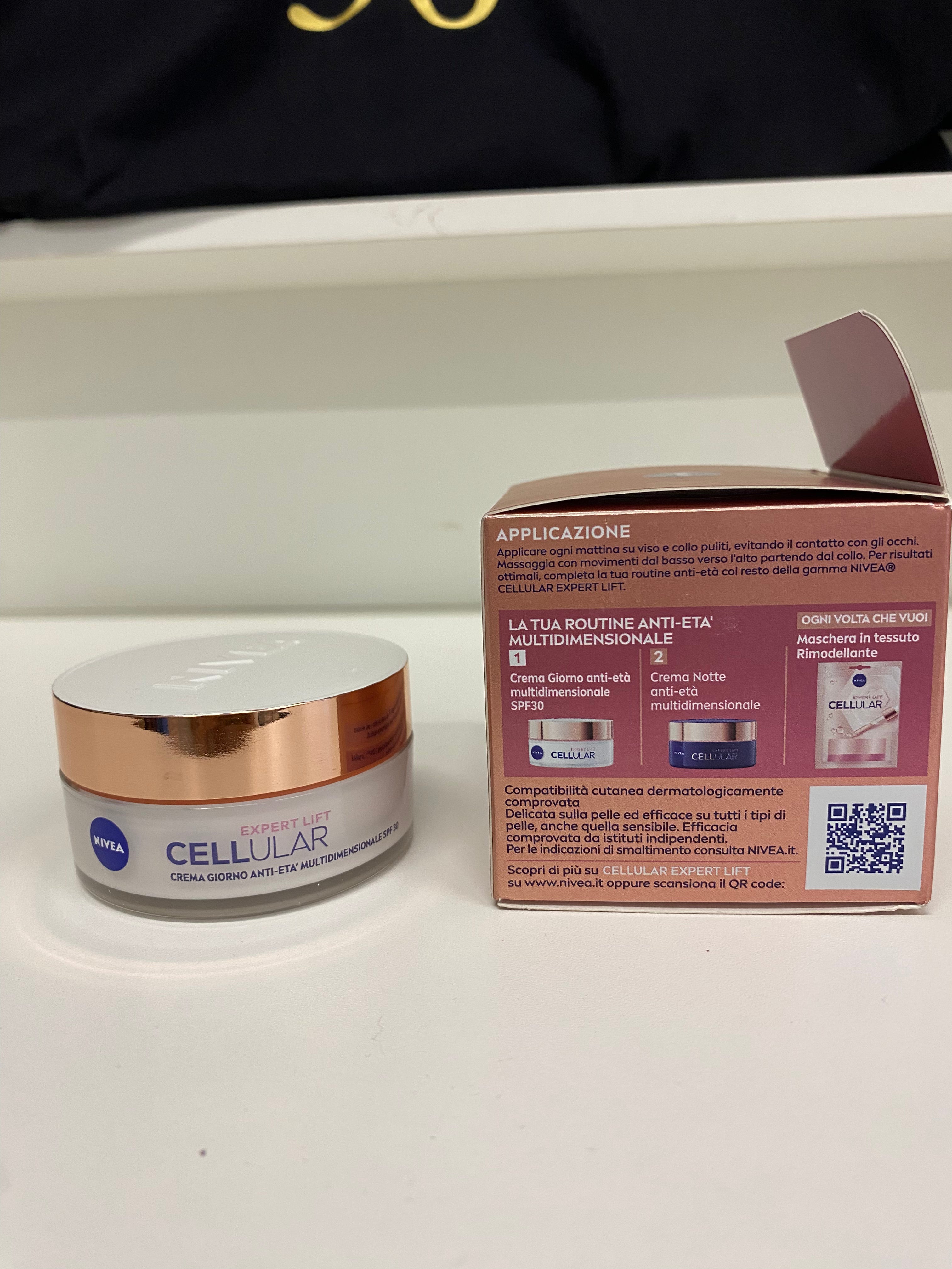 NIVEA BAKUCHIOL EXPERT LIFT GIORNO ANTI-ETA' MULTIDIMENSIONALE