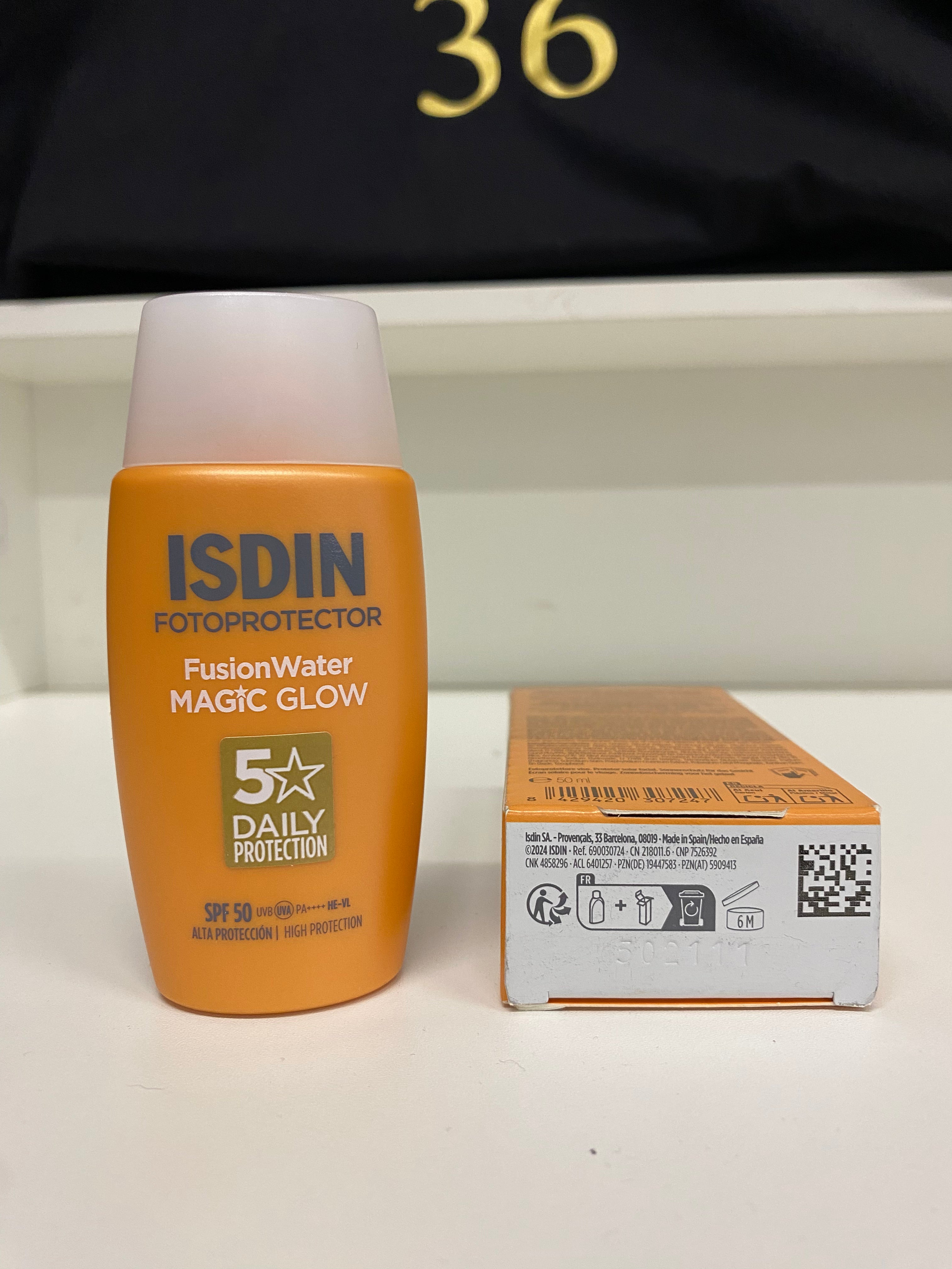 ISDIN FOTOPROTECTOR FUSION WATER MAGIC GLOW