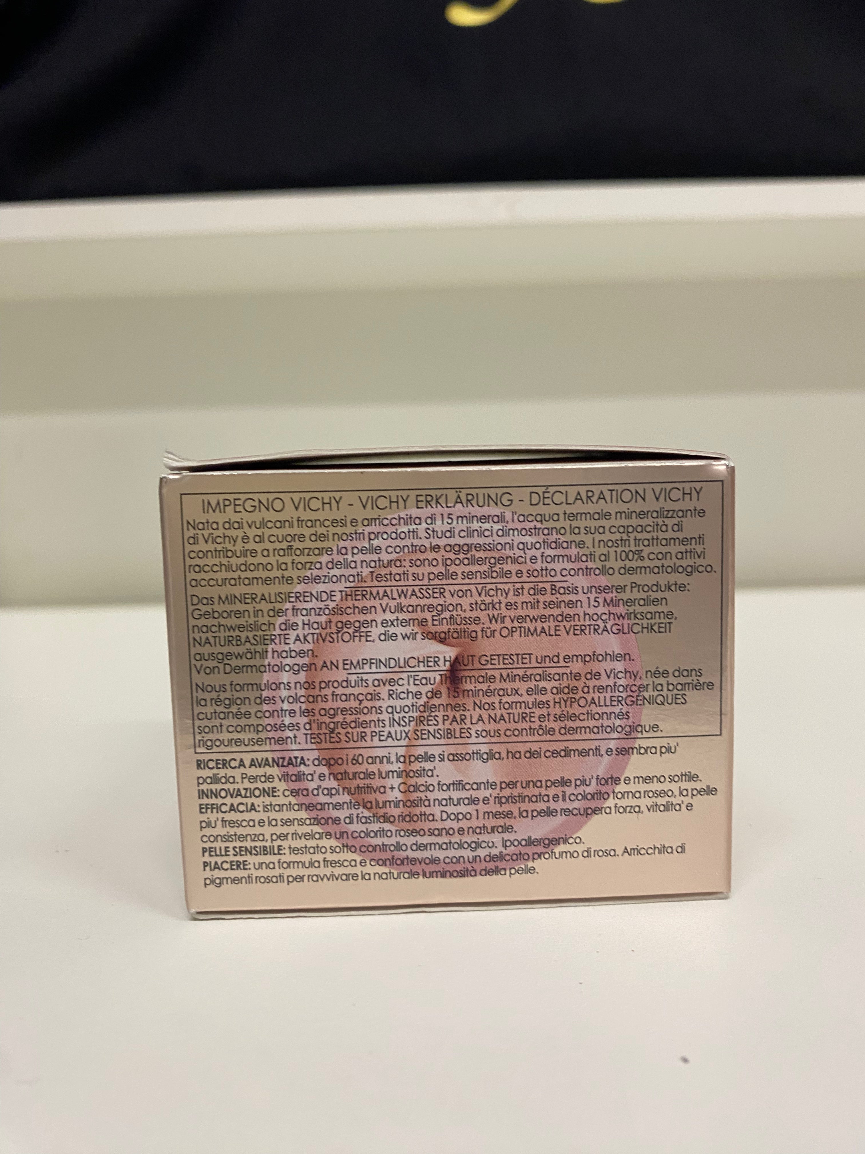 VICHY NEOVADIOL ROSE PLATINIUM CREMA ROSA FORTIFICANTE E RIVITALIZZANTE 50ml