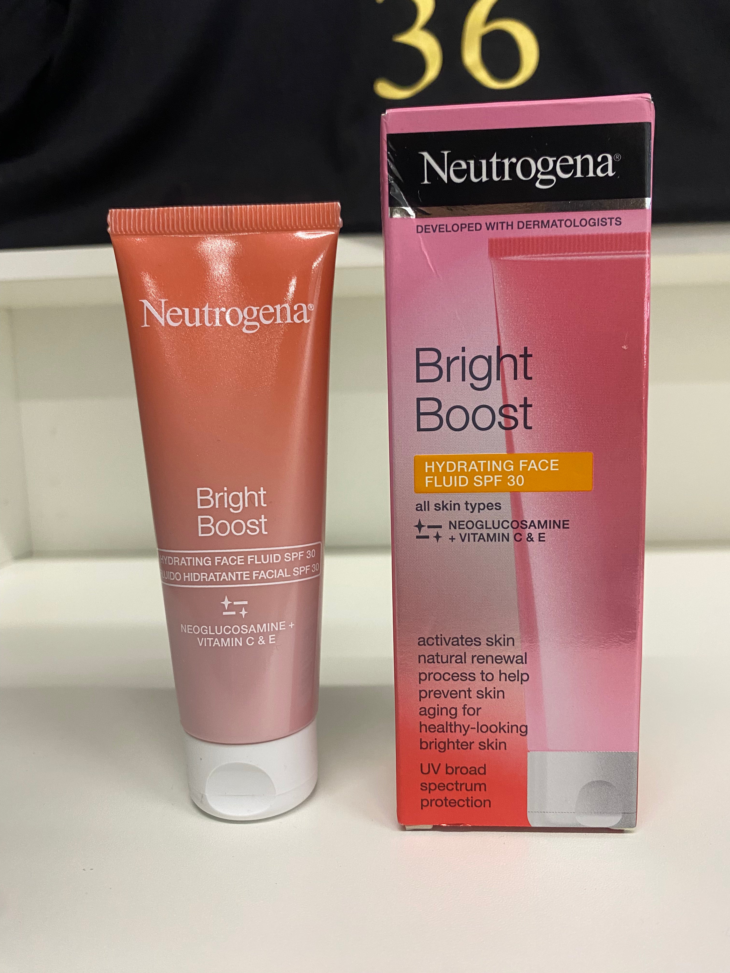 NEUTROGENA BRIGHT BOOST 50ml